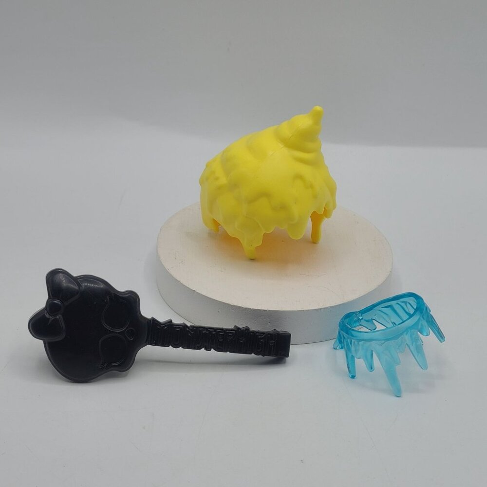 Monster High Accessories Set Wig Spooky Sweet Mood Yellow Swirl Abbey Bominable